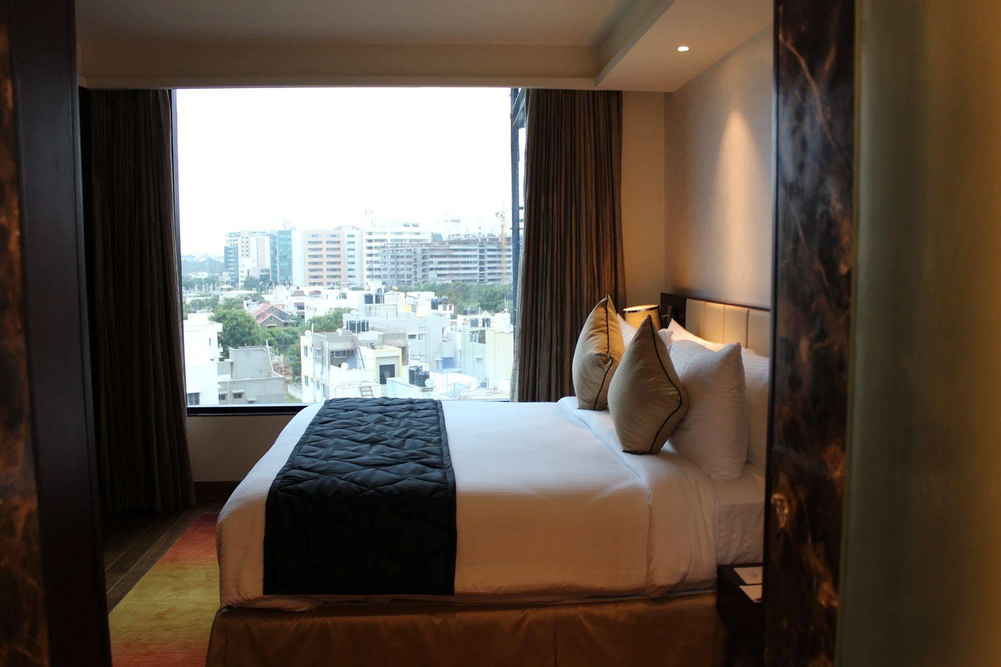 Howard Johnson By Wyndham, Hebbal, Bengaluru Exterior foto