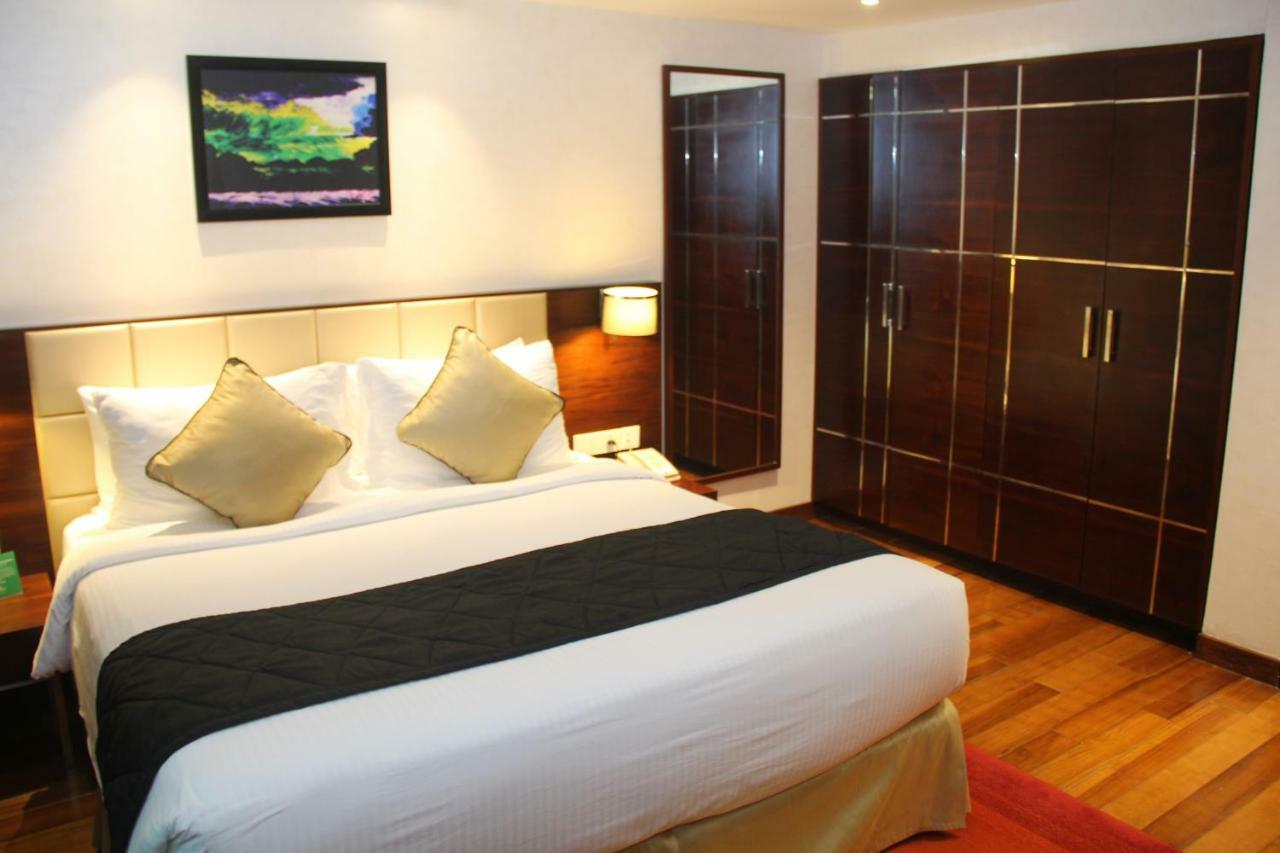 Howard Johnson By Wyndham, Hebbal, Bengaluru Exterior foto
